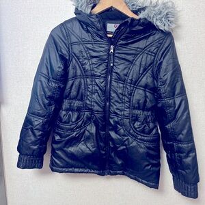 Freeze Women's Black Puffer Jacket with Faux Fur Hood